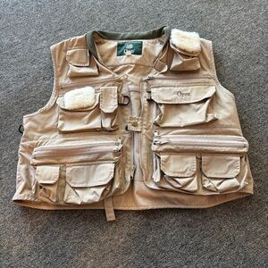 Orvis Men's Beige Fly Fishing Vest Size XL - Lots of Pockets/Storage
